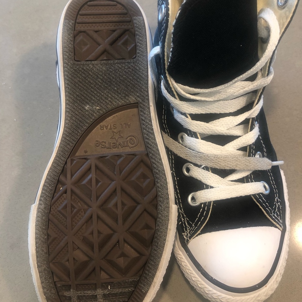 Converse Black High Tops Youth 3 EUC